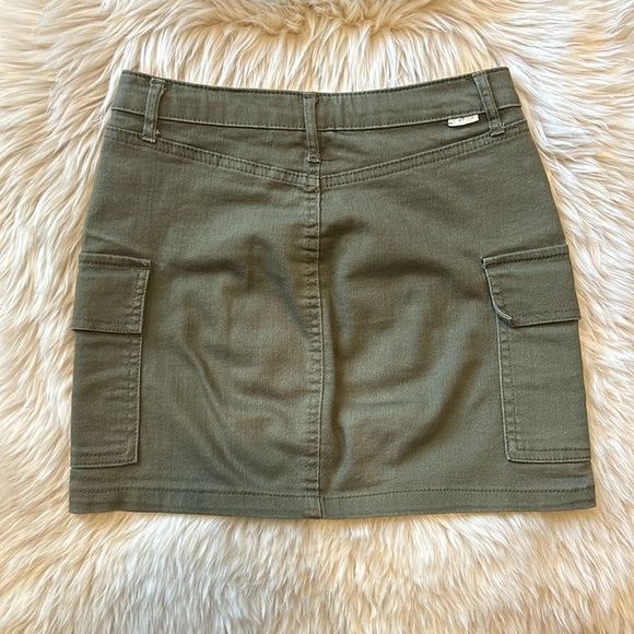 SKY&SPARROW Green Mini Skirt - Picture 6 of 7